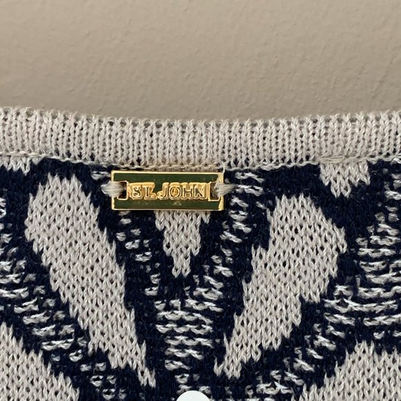 St. John Sport - Picture 4 of 4